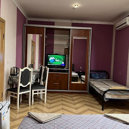 Mini Hotel Leon Лалово Экстерьер фото