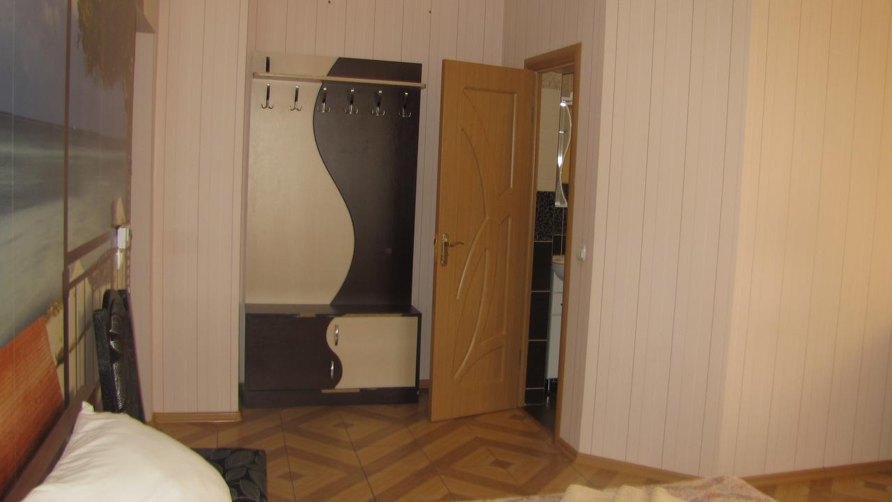 Mini Hotel Leon Лалово Экстерьер фото