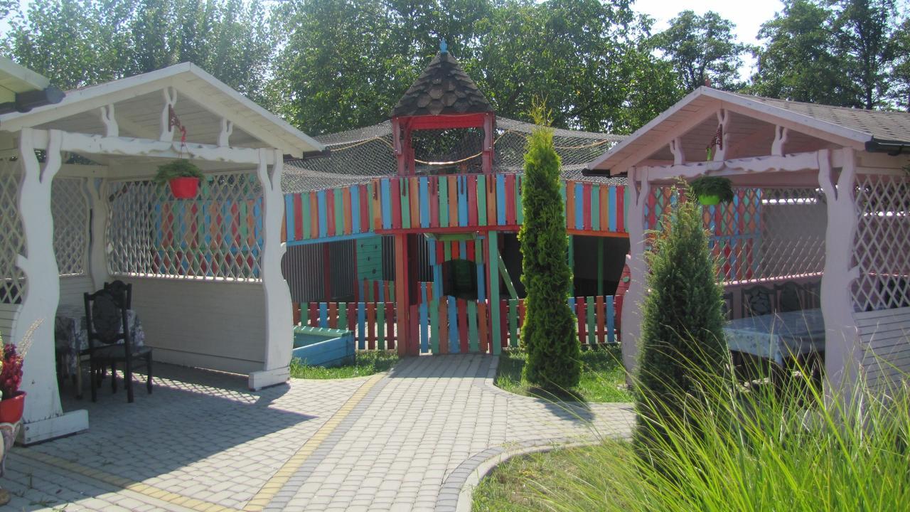 Mini Hotel Leon Лалово Экстерьер фото